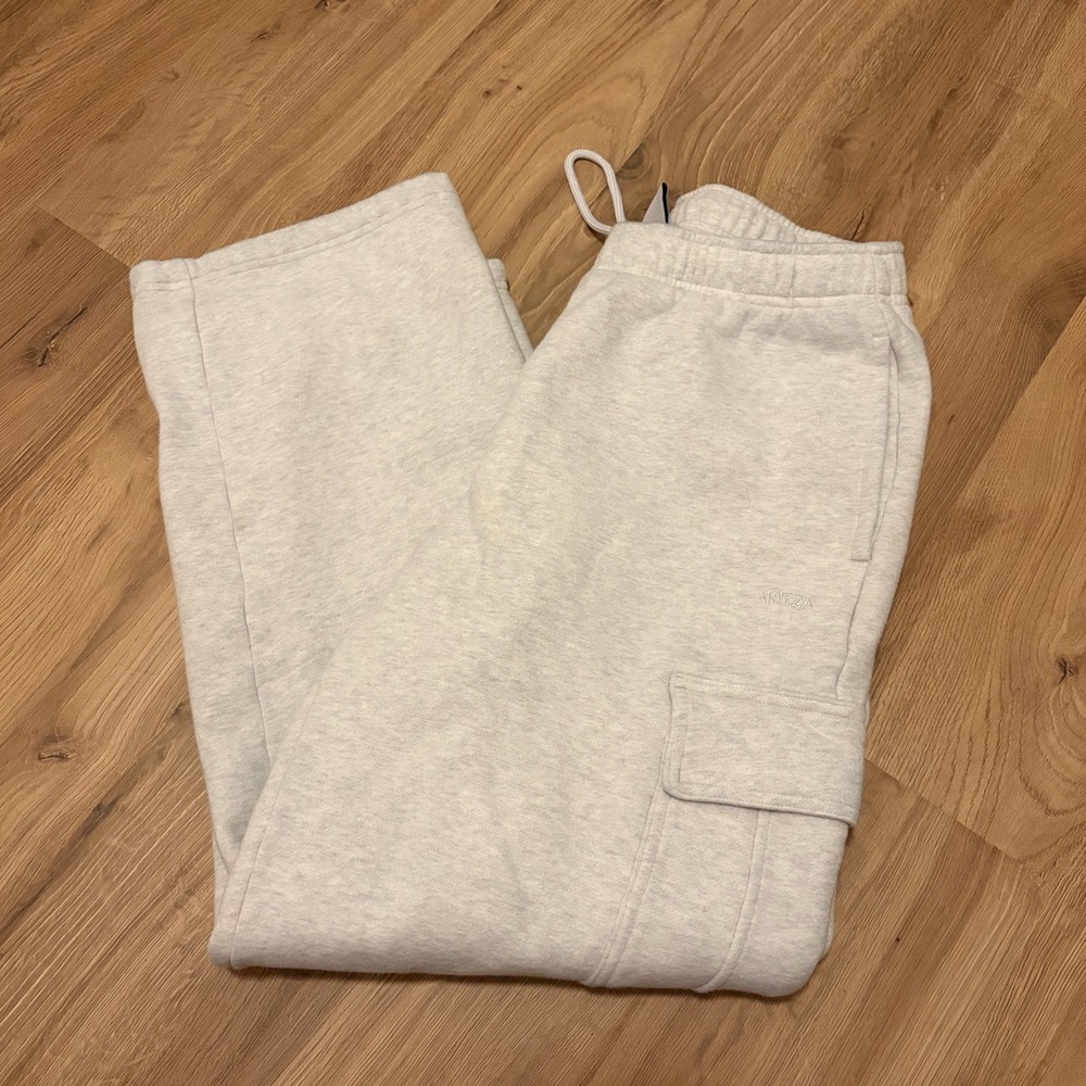 Aritzia Light Gray Joggers